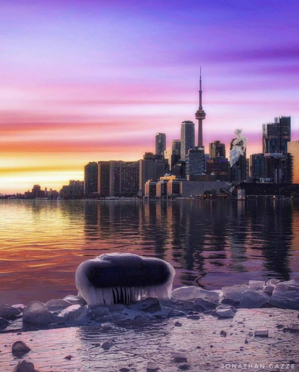 indoor-activities-for-winter-in-downtown-toronto-2023-pantages-hotel